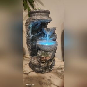 11.4" * 6.3"  Waterfall Fountain Changing Colors